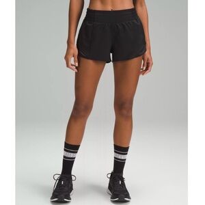 NWT Lululemon Hotty Hot High Rise Short 2.5" Lined - Black, Size 8